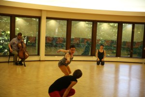 EL3A9109_Joelle reaches Pat